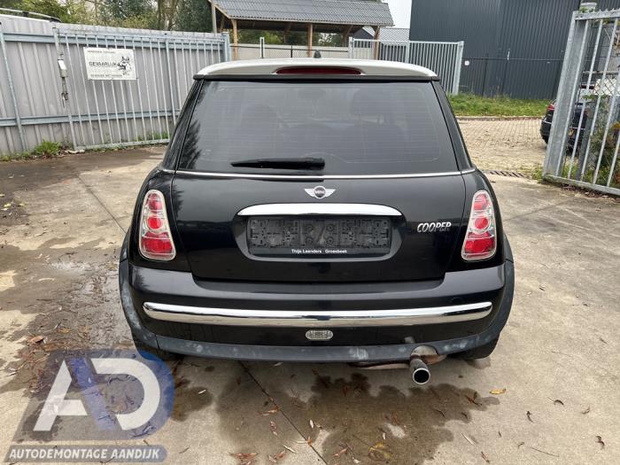 Mini Mini One/Cooper 1.6 16V Cooper Sloopvoertuig (2004, Zwart)