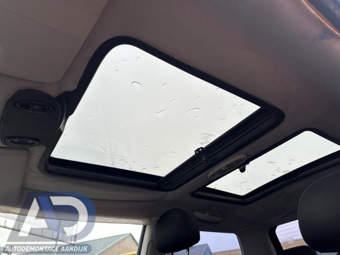 Mini Mini One/Cooper 1.6 16V Cooper Sloopvoertuig (2004, Zwart)