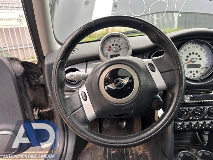 Mini Mini One/Cooper 1.6 16V Cooper Sloopvoertuig (2004, Zwart)