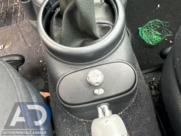 Mini Mini One/Cooper 1.6 16V Cooper Sloopvoertuig (2004, Zwart)