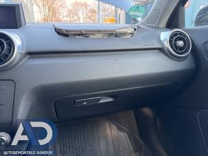 Audi A1 1.4 TFSI 16V 122 Sloopvoertuig (2012, Zwart)
