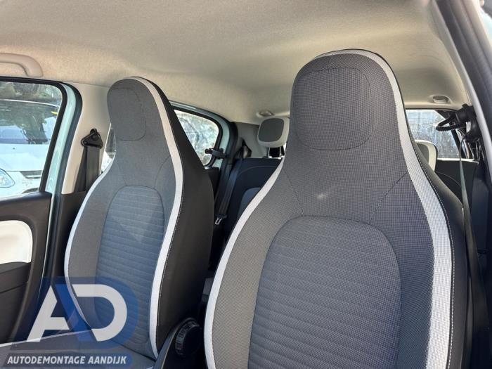 Renault Twingo III 1.0 SCe 65 12V Sloopvoertuig (2024, Blauw)