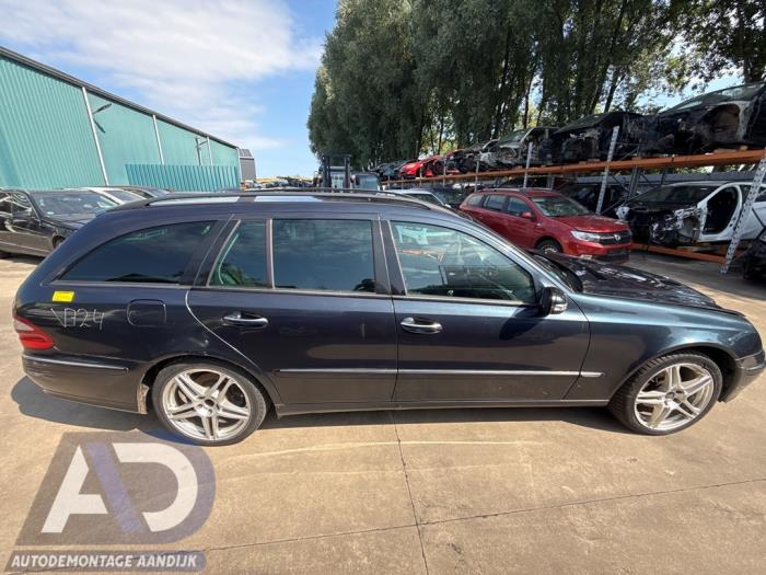 Mercedes E Combi 2.7 E-270 CDI 20V Sloopvoertuig (2005, Groen, Zwart)