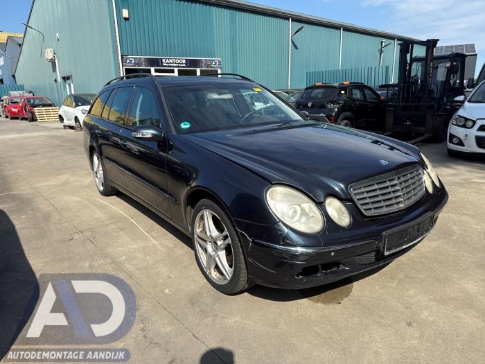Mercedes E Combi 2.7 E-270 CDI 20V Sloopvoertuig (2005, Groen, Zwart)