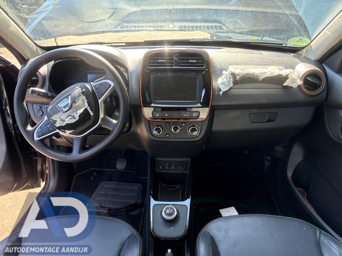 Dacia Spring 45 Sloopvoertuig (2022, Zwart, Oranje)