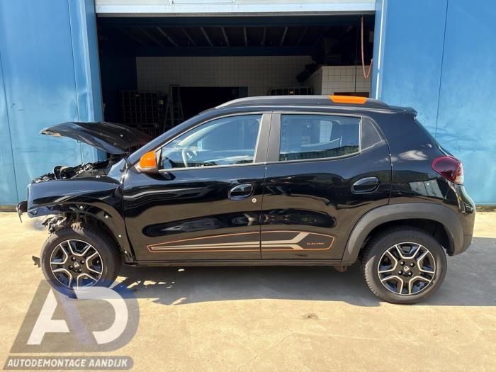 Dacia Spring 45 Sloopvoertuig (2022, Zwart, Oranje)