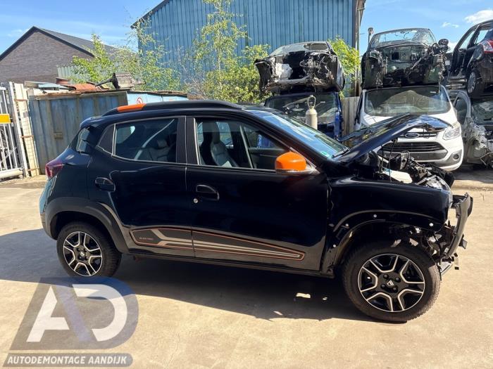 Dacia Spring 45 Sloopvoertuig (2022, Zwart, Oranje)