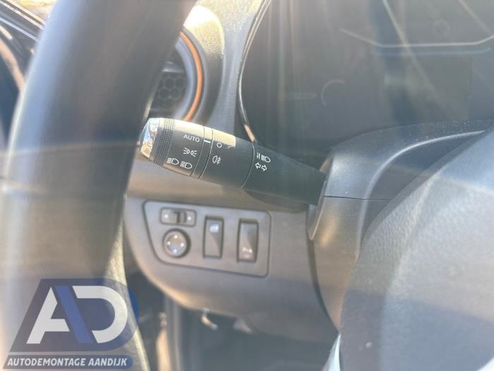 Dacia Spring 45 Sloopvoertuig (2022, Zwart, Oranje)