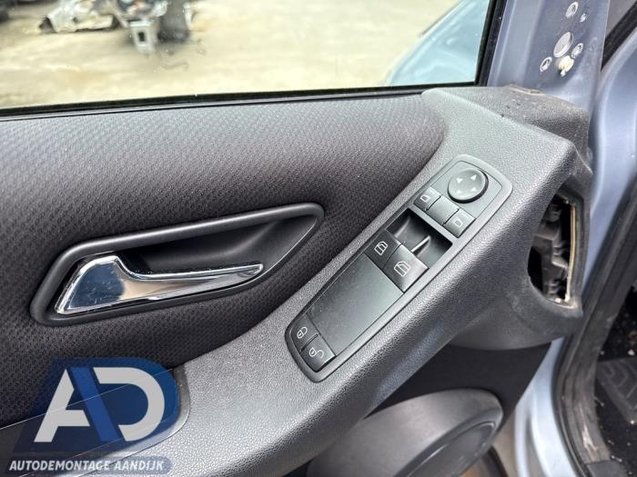 Mercedes A 1.5 A-150 Sloopvoertuig (2007, Blauw)