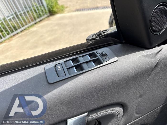 Landrover Discovery Sport 2.0 TD4 180 16V Sloopvoertuig (2020, Zwart)