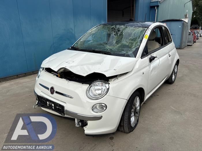 Fiat 500 0.9 TwinAir 85 Sloopvoertuig (2014, Wit)