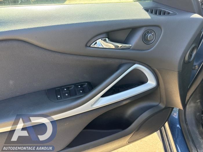 Opel Zafira Tourer 2.0 CDTI 16V 170 Ecotec Sloopvoertuig (2017, Blauw)