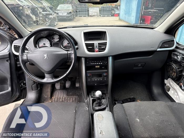 Peugeot 207 SW 1.6 16V Sloopvoertuig (2008, Grijs)