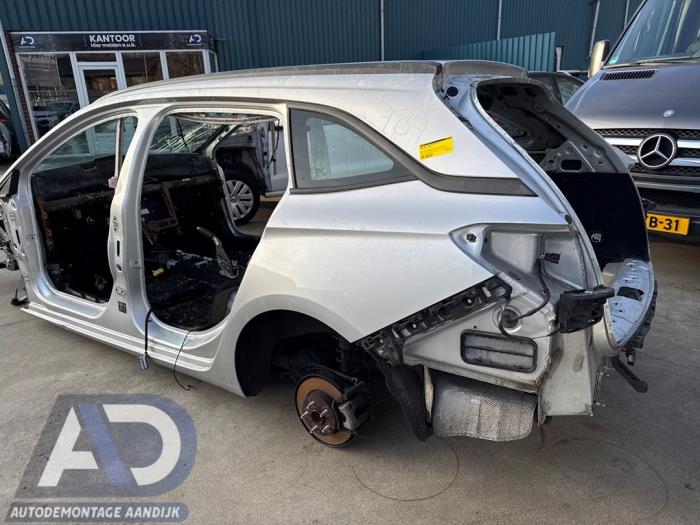 Opel Astra K Sports Tourer 1.0 Turbo 12V Sloopvoertuig (2019, Zilvergrijs)