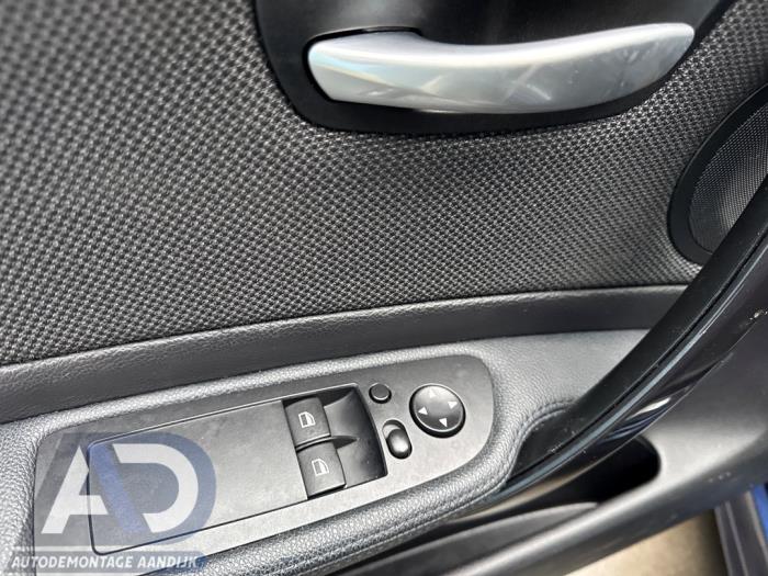 BMW 1 serie 120i 16V Sloopvoertuig (2009, Blauw)