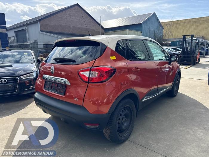 Renault Captur I 1.2 TCE 16V EDC Sloopvoertuig (2014, Oranje)