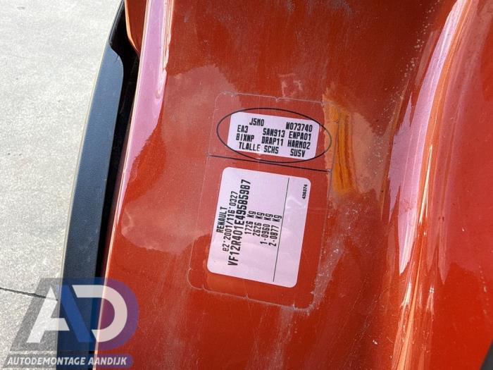 Renault Captur I 1.2 TCE 16V EDC Sloopvoertuig (2014, Oranje)