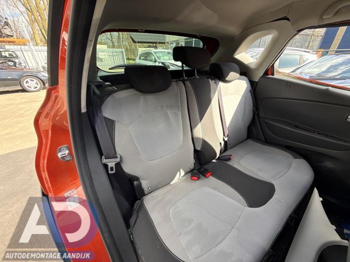 Renault Captur I 1.2 TCE 16V EDC Sloopvoertuig (2014, Oranje)