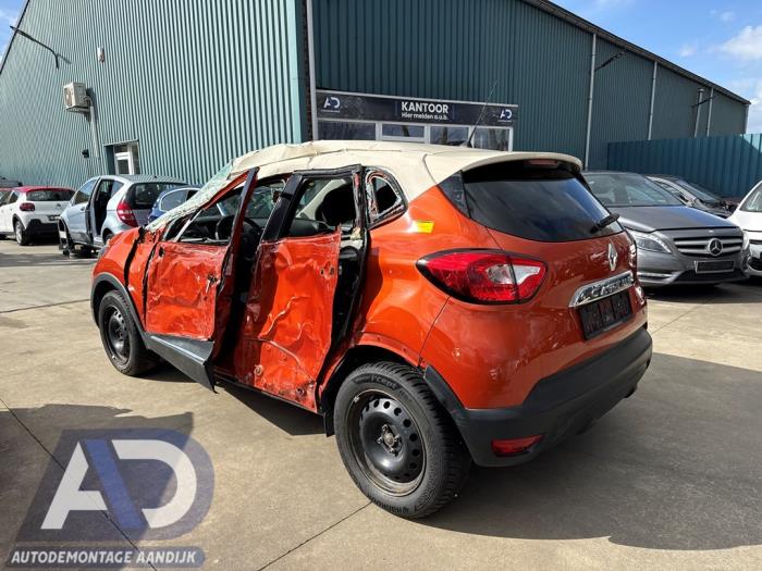 Renault Captur I 1.2 TCE 16V EDC Sloopvoertuig (2014, Oranje)