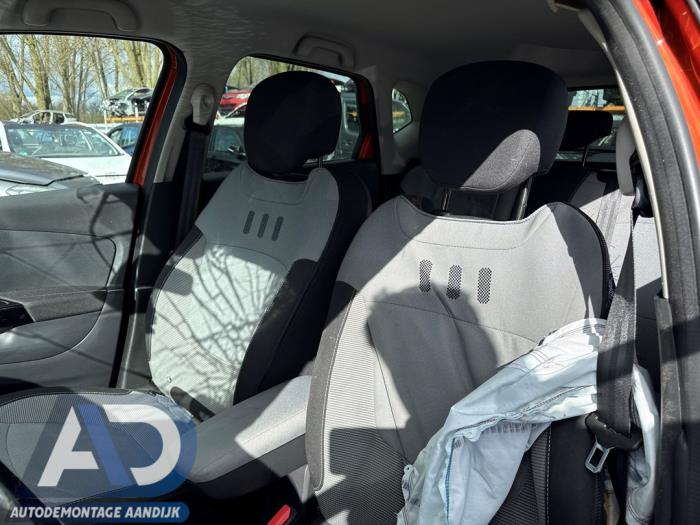 Renault Captur I 1.2 TCE 16V EDC Sloopvoertuig (2014, Oranje)