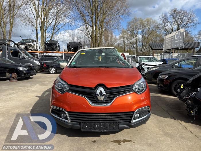 Renault Captur I 1.2 TCE 16V EDC Sloopvoertuig (2014, Oranje)