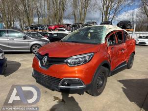 Renault Captur I 1.2 TCE 16V EDC Sloopvoertuig (2014, Oranje)