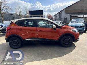 Renault Captur I 1.2 TCE 16V EDC Sloopvoertuig (2014, Oranje)