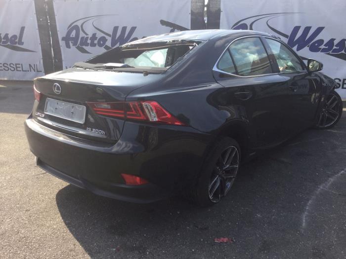 Lexus IS 300h 2.5 16V Sloopvoertuig (2014, Zwart)