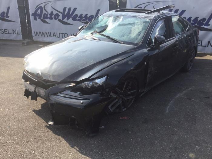 Lexus IS 300h 2.5 16V Sloopvoertuig (2014, Zwart)