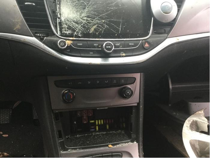 Opel Astra K Sports Tourer 1.6 CDTI 110 16V Sloopvoertuig (2017, Zwart)