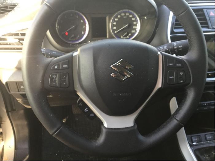 Suzuki SX4 S-Cross 1.0 Booster Jet Turbo 12V Sloopvoertuig (2019, Zilver)