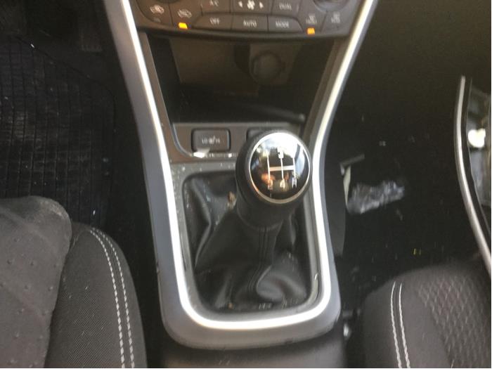 Suzuki SX4 S-Cross 1.0 Booster Jet Turbo 12V Sloopvoertuig (2019, Zilver)