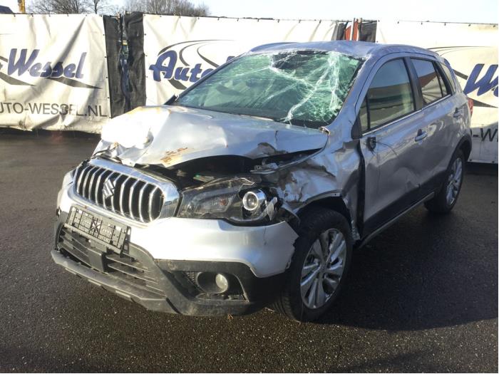 Suzuki SX4 S-Cross 1.0 Booster Jet Turbo 12V Sloopvoertuig (2019, Zilver)