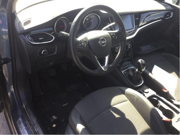Opel Astra Mk.7 1.6 CDTI 16V Sloopvoertuig (2017)