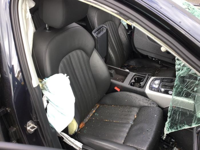 Audi A6 Avant 2.0 TDI 16V Sloopvoertuig (2015, Donker, Blauw)