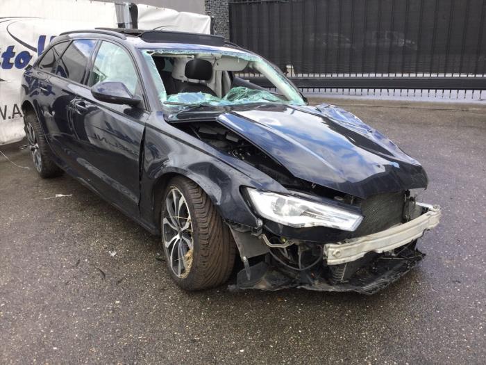 Audi A6 Avant 2.0 TDI 16V Sloopvoertuig (2015, Donker, Blauw)