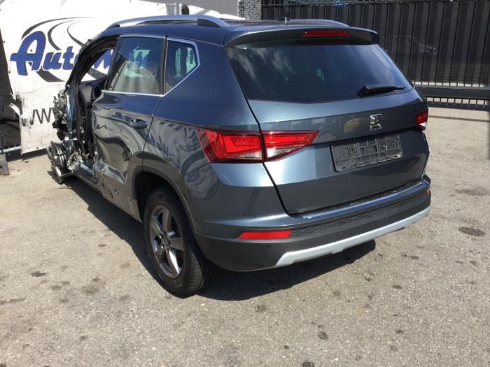 Seat Ateca 1.6 TDI 115 Sloopvoertuig (2019, Grijs)