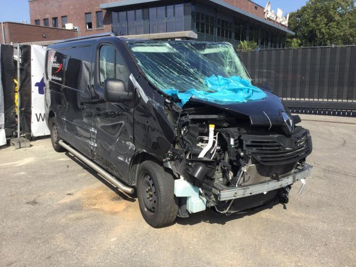 Renault Trafic 1.6 dCi Twin Turbo Sloopvoertuig (2017, Zwart)