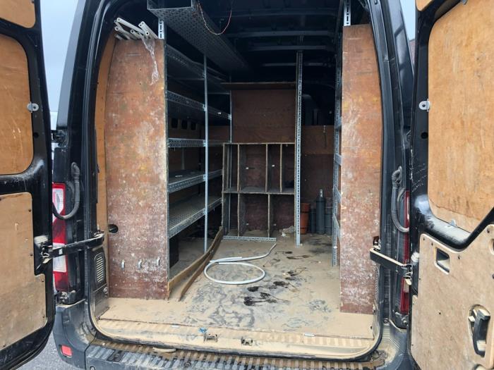 Renault Master III 2.3 dCi 125 16V FWD Sloopvoertuig (2015, Zwart)