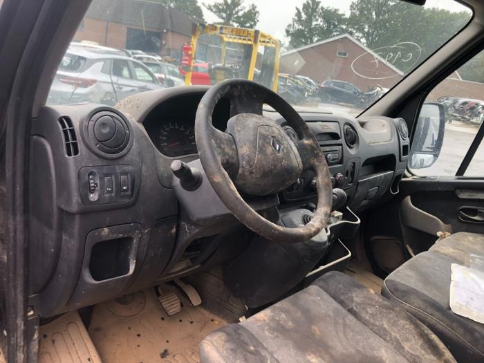 Renault Master III 2.3 dCi 125 16V FWD Sloopvoertuig (2015, Zwart)