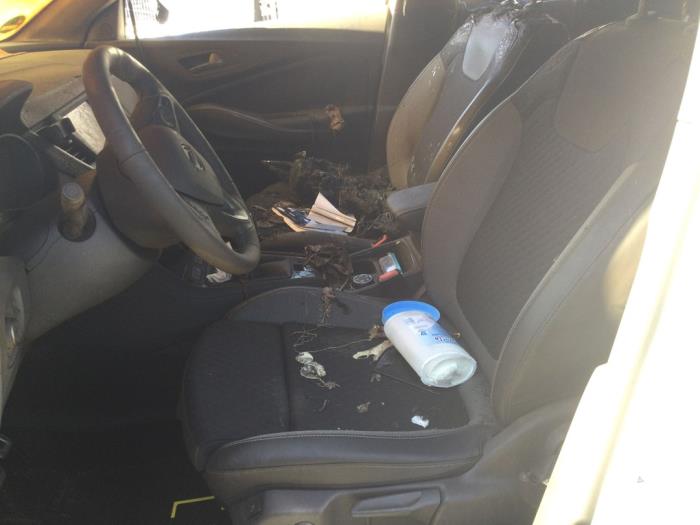 Opel Grandland 1.2 Turbo 12V Sloopvoertuig (2019, Wit)