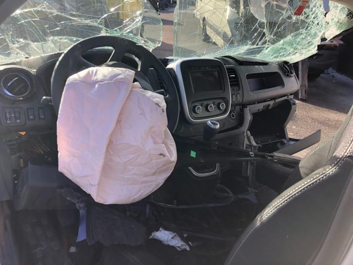 Renault Trafic 2.0 dCi 16V 145 Sloopvoertuig (2021, Wit)