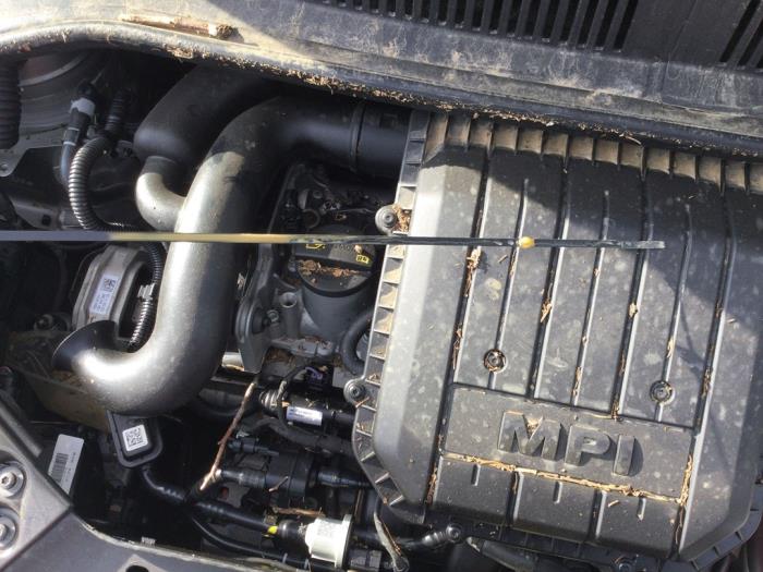 Volkswagen Up! 1.0 12V 60 Sloopvoertuig (2020, Metallic, Zilver)