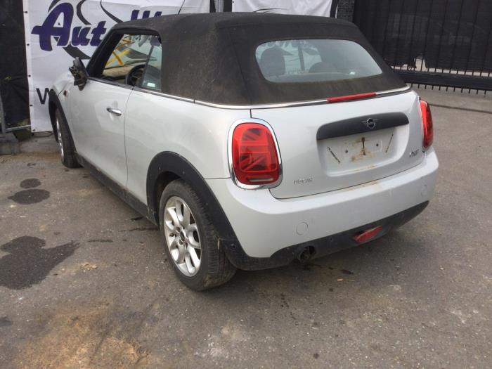 Mini Mini Convertible 1.5 12V One Sloopvoertuig (2018, Wit, Zilver)