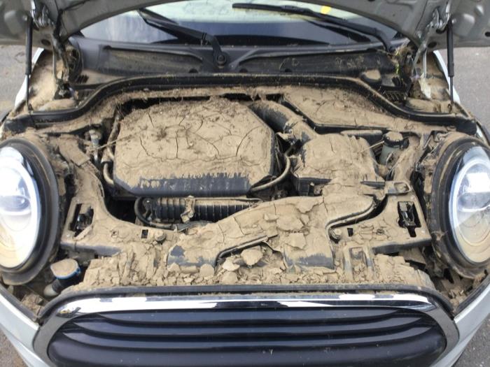 Mini Mini Convertible 1.5 12V One Sloopvoertuig (2018, Wit, Zilver)