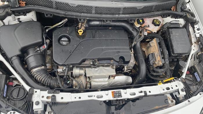 Opel Astra K 1.4 Turbo 16V Sloopvoertuig (2019, Wit)