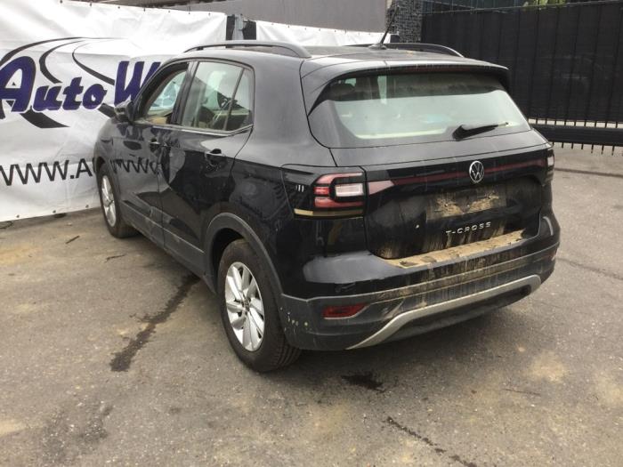 Volkswagen T-Cross 1.0 TSI 110 12V Sloopvoertuig (2020, Zwart)