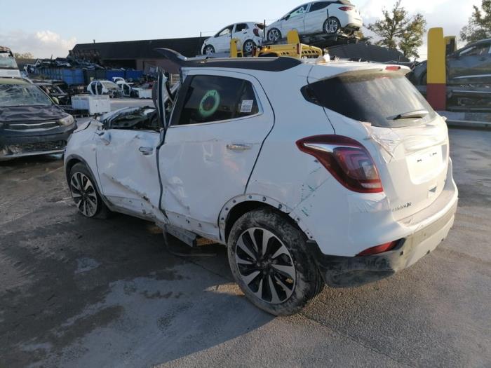 Opel Mokka/Mokka X 1.4 Turbo 16V 4x2 Sloopvoertuig (2019, Wit)
