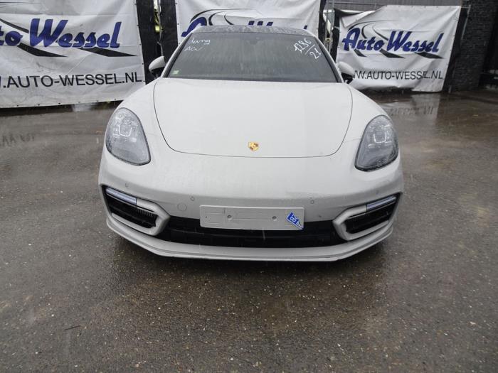 Porsche Panamera 2.9 V6 24V 4 E-Hybrid Sloopvoertuig (2021, Wit)