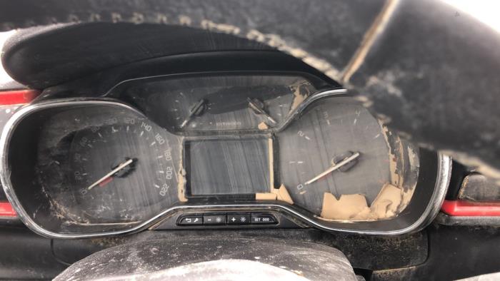 Citroen C3 1.2 Vti 12V PureTech Sloopvoertuig (2019, Grijs)